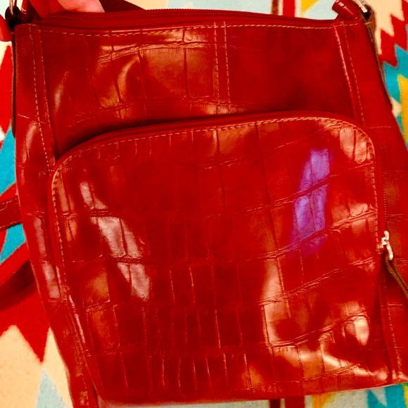 ‼️PRICEDROP‼️ Relic Shoulder Bag - Picture 5 of 6